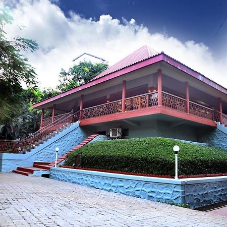 Outpost@Alibaug Hotel Alībāg Buitenkant foto