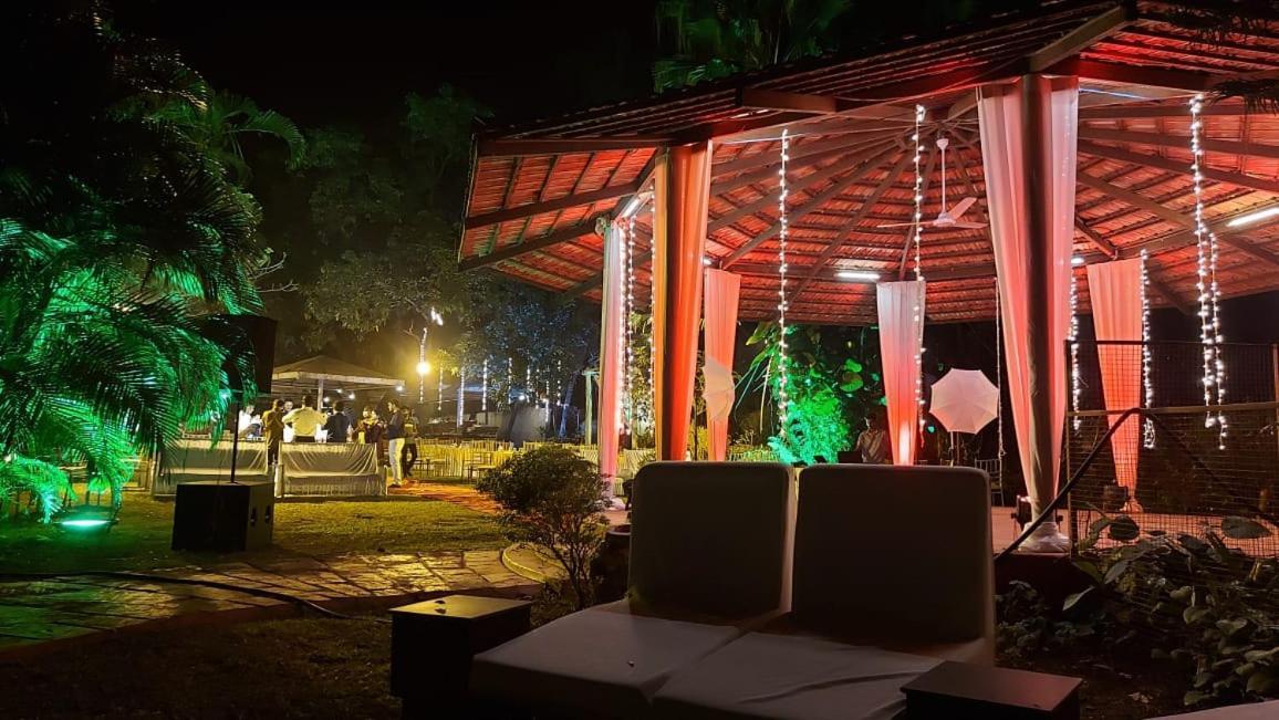 Outpost@Alibaug Hotel Alībāg Buitenkant foto