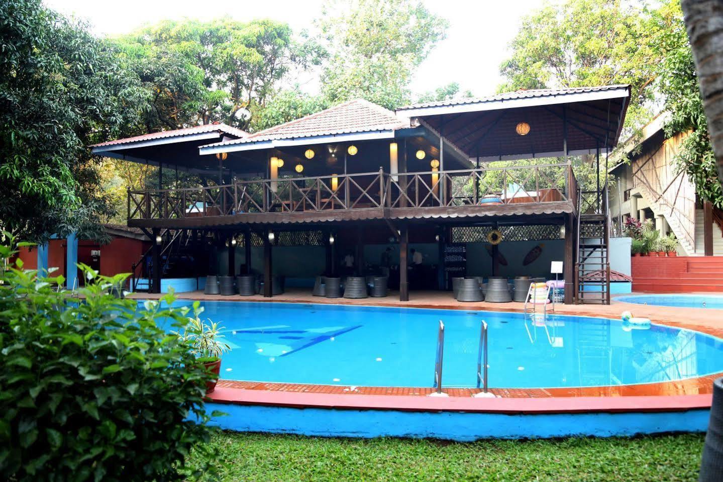 Outpost@Alibaug Hotel Alībāg Buitenkant foto